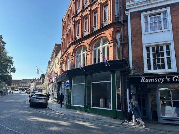 39-40 Thames Street, Windsor, Retail To Let / For Sale - Exterior.jpg