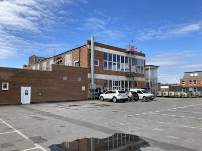 The Circle Building, Portslade, A3 (Restaurants and Cafes) / Leisure / Light Industrial / Office / Pub / Bar / Club / Restaurant / Cafe To Let - 20220413_135232556_iOS.jpg