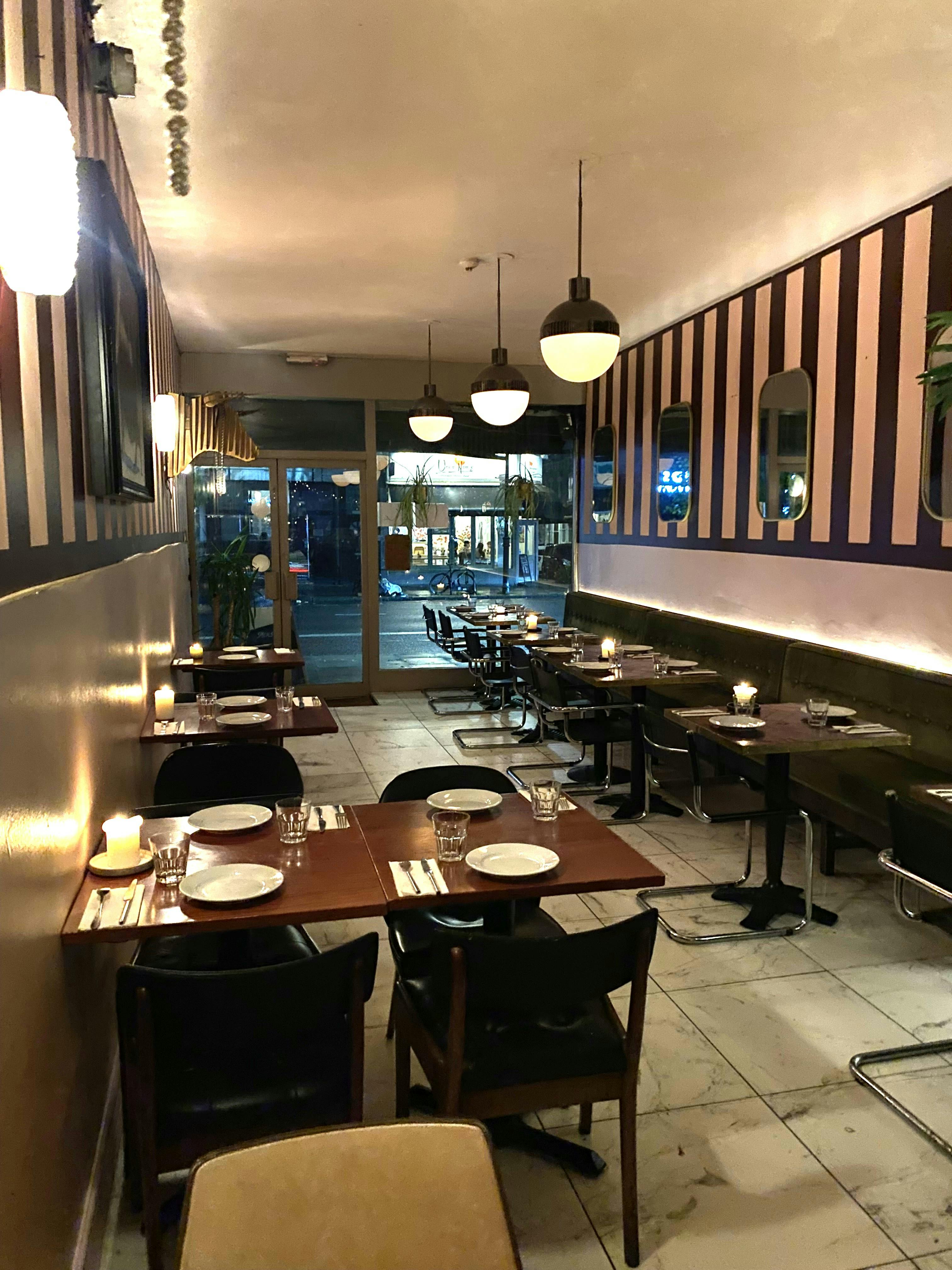 Stoke Newington High Street, London, Bar / Restaurant Lease Assignment - IMG_2092.jpeg