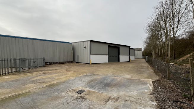 Units 10 & 12, Moniton Trading Estate, Basingstoke, Industrial / Warehouse To Let - IMG_E0083.JPG