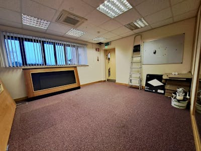 Suites E & F, Hermes House, Oxon Business Park, Shrewsbury, Office To Let - Meeting Room