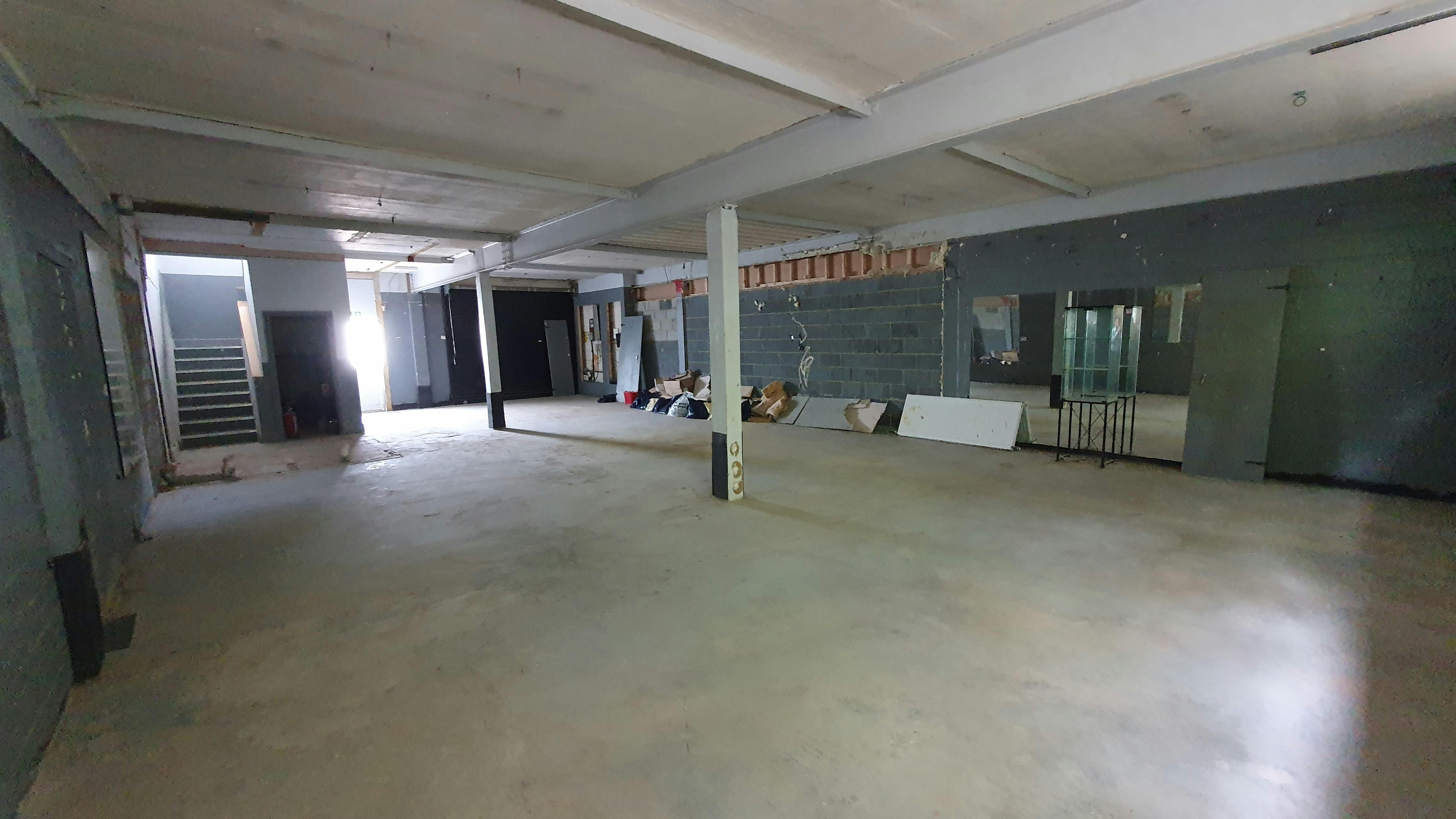 Industrial Unit in Yeovil - photo 2