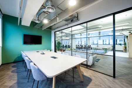 Runway East London Bridge, 18-20 Crucifix Lane, London, Office / Serviced Office To Let - Self contained board room.jpg