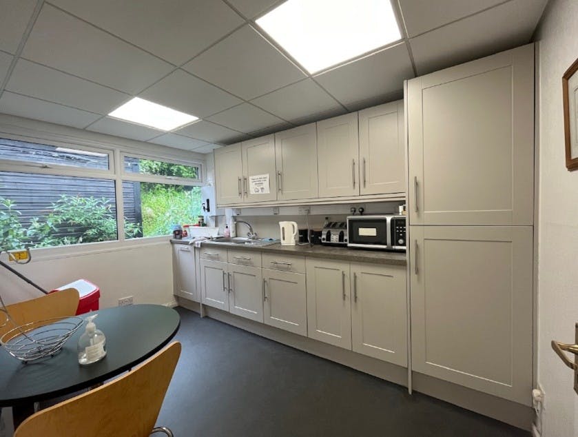Hard Standing Yard with Self Contained Offices, Banbury, Industrial / Land To Let - Yard  Offices  Kitchen.jpg
