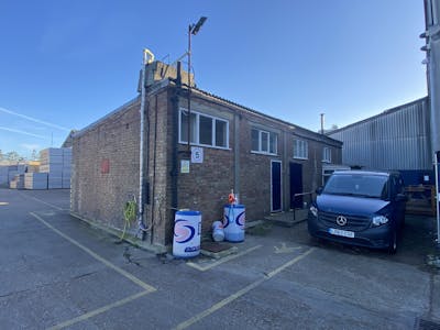 Units A/B, Cedars Transport Depot, Erith, Industrial / Warehouse / Open Storage To Let - IMG_7437.JPEG