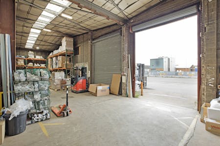 Unit 1, Brown Lane West, Leeds, Industrial To Let - IMG_4255.jpg