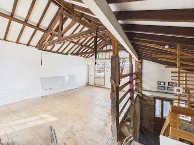 29 & 29a Upper High Street, Thame, Investment / Residential / Retail For Sale - CAM05222G0-PR0088-STILL001.jpg