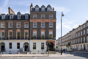 44 Russell Square, Bloomsbury, Office To Let - MC4355-7459-HR.jpg - More details and enquiries about this property
