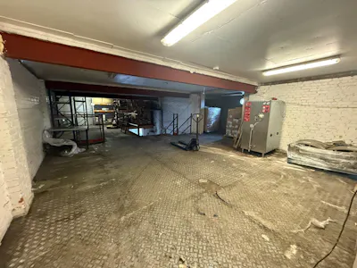 Waterloo Road, Southend-on-Sea, Retail For Sale - 577126bd-681d-40e6-a742-482093cc9918.JPG
