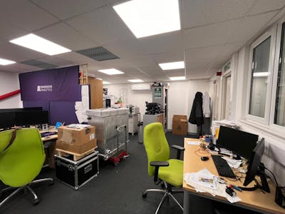 Unit 2 C R Bates Industrial Estate, High Wycombe, Industrial To Let - WhatsApp Image 2026-02-19 at 09.5.jpeg