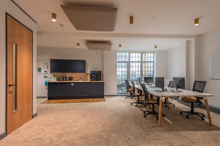 Gilbert House, 37-39 Corn Street, Bristol, Office / Serviced Office To Let - GilbertHouseInternals3.jpg