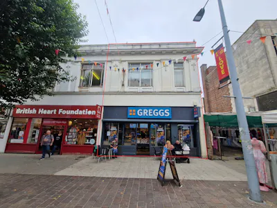 2B London Road, Bognor Regis, Leisure / Office / Restaurant / Retail To Let - Untitled - 13 October 2026 at 14.13.29.jpeg