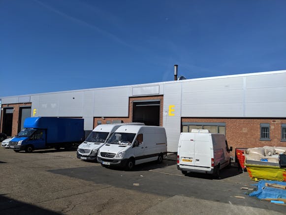 Unit 17E, Southall, Industrial To Let - IMG_20190822_100029.jpg