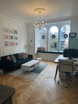 Offices, 7 High Street, Windsor, Offices To Let - 3.jpg
