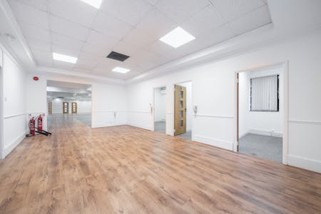 23-35 Hendon Lane, London, Office To Let / For Sale - 1207650 15.jpg