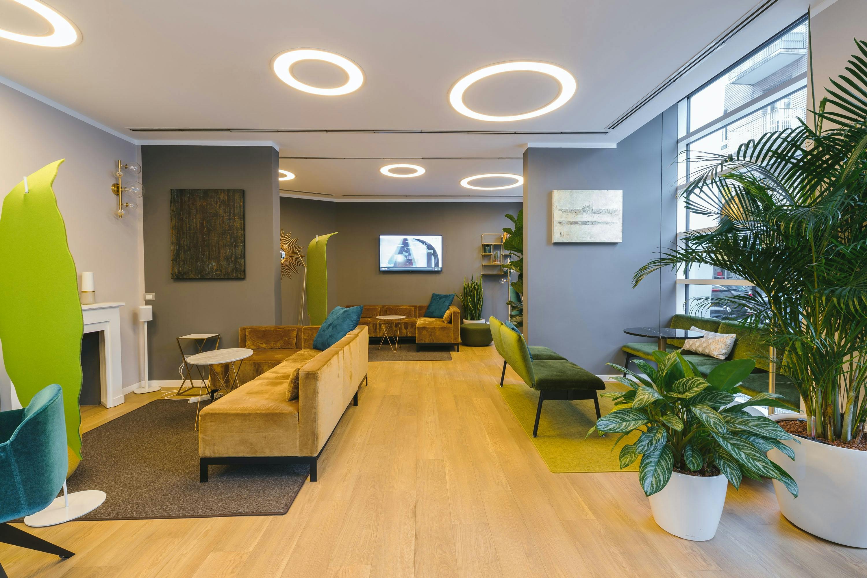 Kingly Court, London, Office To Let - copernicocLmOptqvuFQunsplash.jpg