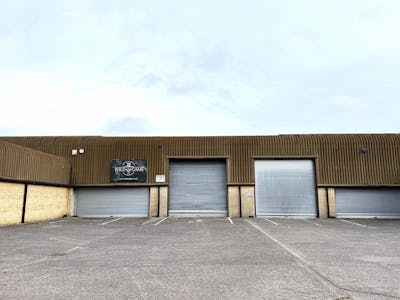 Unit 1-3, Yeovil, Industrial/Logistics To Let / For Sale - IMG_2238.JPG