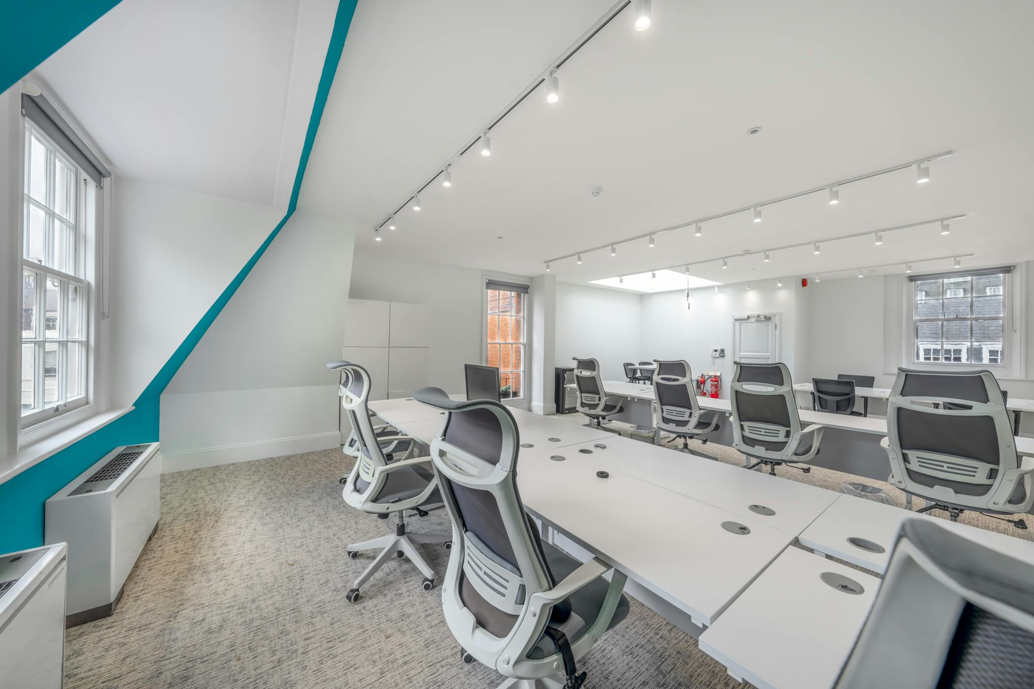 22 Gilbert Street, London, Offices To Let - DSC07766-Edit-Edit-2.jpg