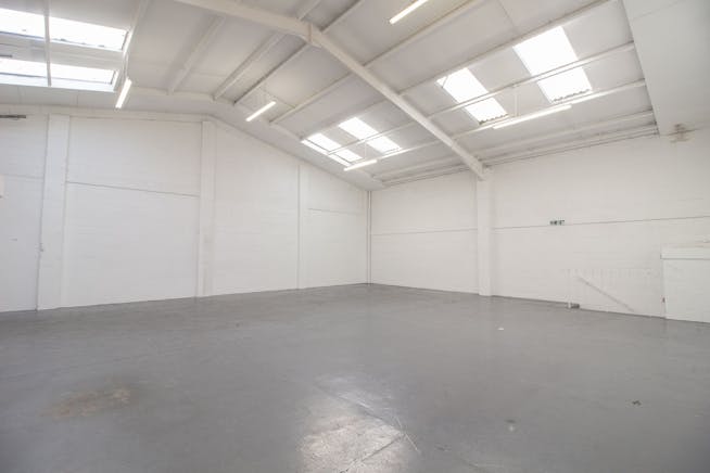 Unit 4 Sunbeam Industrial Estate, Park Royal, Industrial / Warehouse To Let - 3.jpg