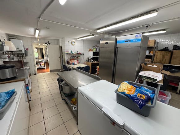 200 High Road, Benfleet, Retail For Sale - IMG20250925WA0012.jpg