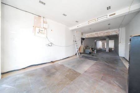 6 Bollo Bridge Road, London, Retail To Let - 138134511691b027fee77e.jpg