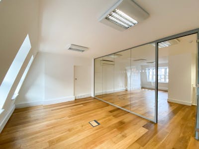 116 Great Portland Street, 4th Floor, London, Office To Let - IMG_6837.jpg