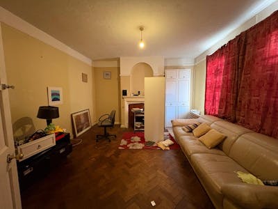 The Rectory, Westcliff-on-Sea, Residential Development / Flatlets / HMOs / Residential House For Sale - WhatsApp Image 2026-03-02 at 17.18.14 (14).jpeg