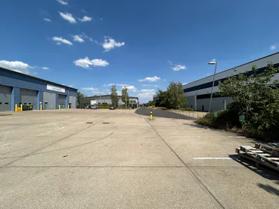 8 St Leger Drive, Newmarket, Industrial/Logistics To Let - IMG_3903.JPG