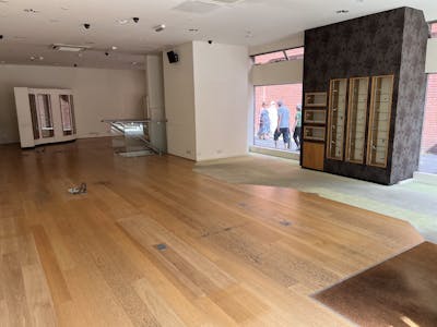 10 Cornhill, Bury St. Edmunds, Retail To Let - 10 Cornhill Large.jpeg