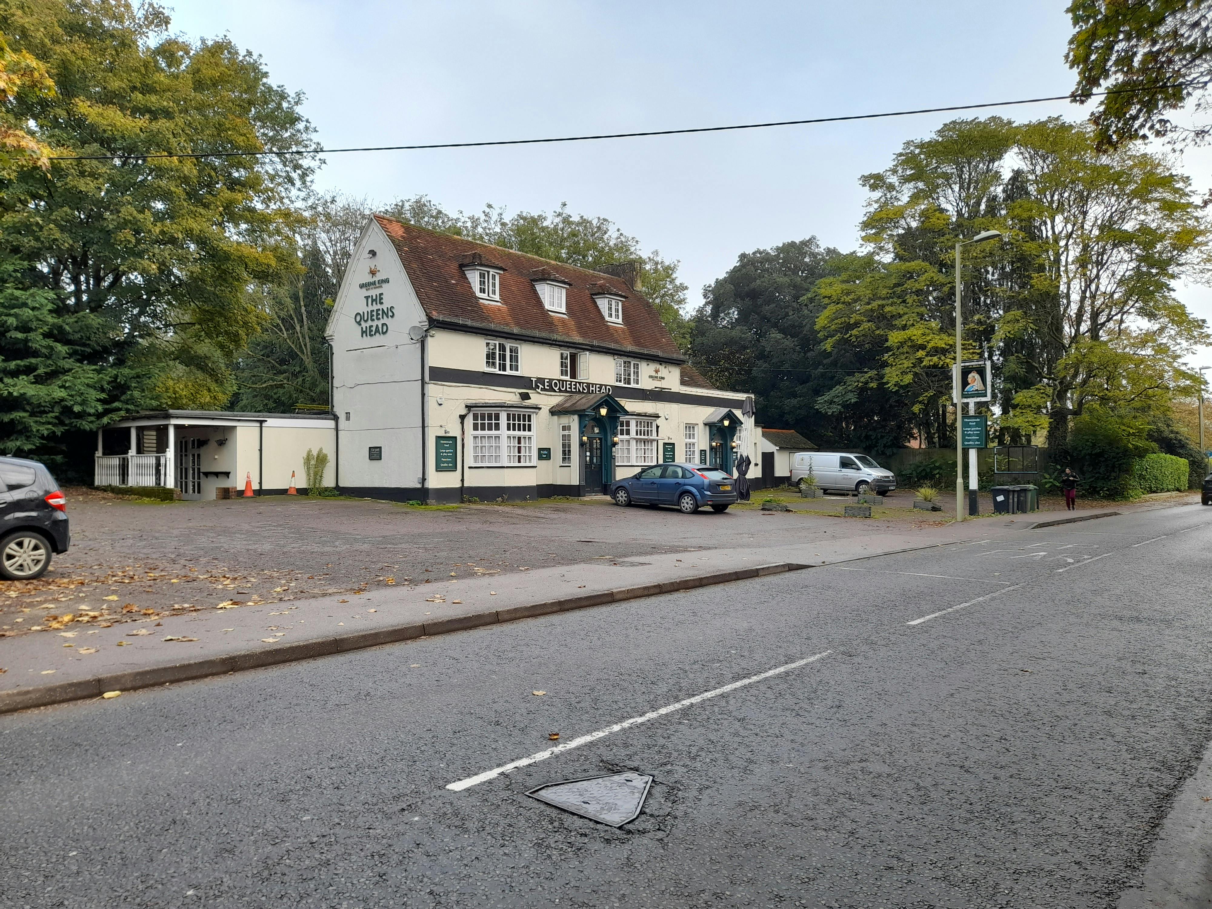 The Queens Head, London Road, Alton, Restaurant / Retail To Let - 20241023_090945.jpg