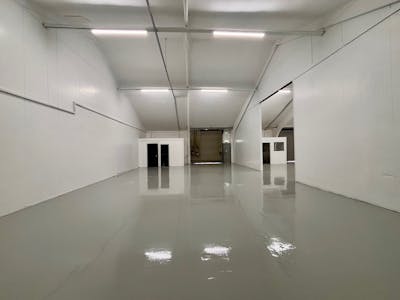 Unit 9a, Freemans Parc, Cardiff, Industrial To Let - 9a freemans 04.jpg