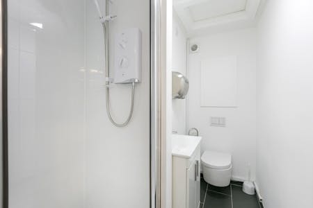 Lion House First Floor Rear, 3 Plough Yard, London, Office To Let - LionHouse3PloughYardFirstFloorRearEC2A3LPShoreditchOfficeToLetInternal5.jpg