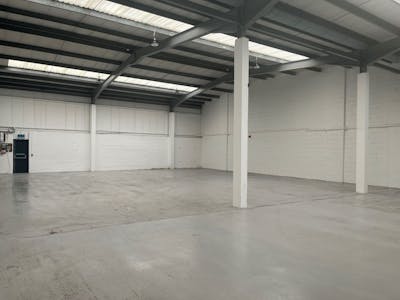 Unit 8, Tollgate Close, Cardiff, Industrial To Let - Image 3