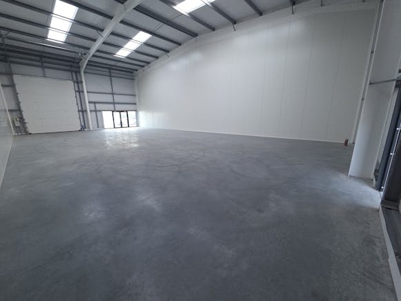 Unit 24, Roscommon Way, Canvey Island, Industrial To Let - WhatsApp Image 2026-04-14 at 16.51.54.jpeg