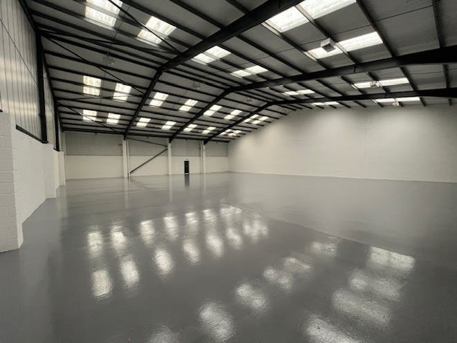 Unit 6 Multipark Norcot, Reading, Industrial / Warehouse Lease Assignment - 11.jpg