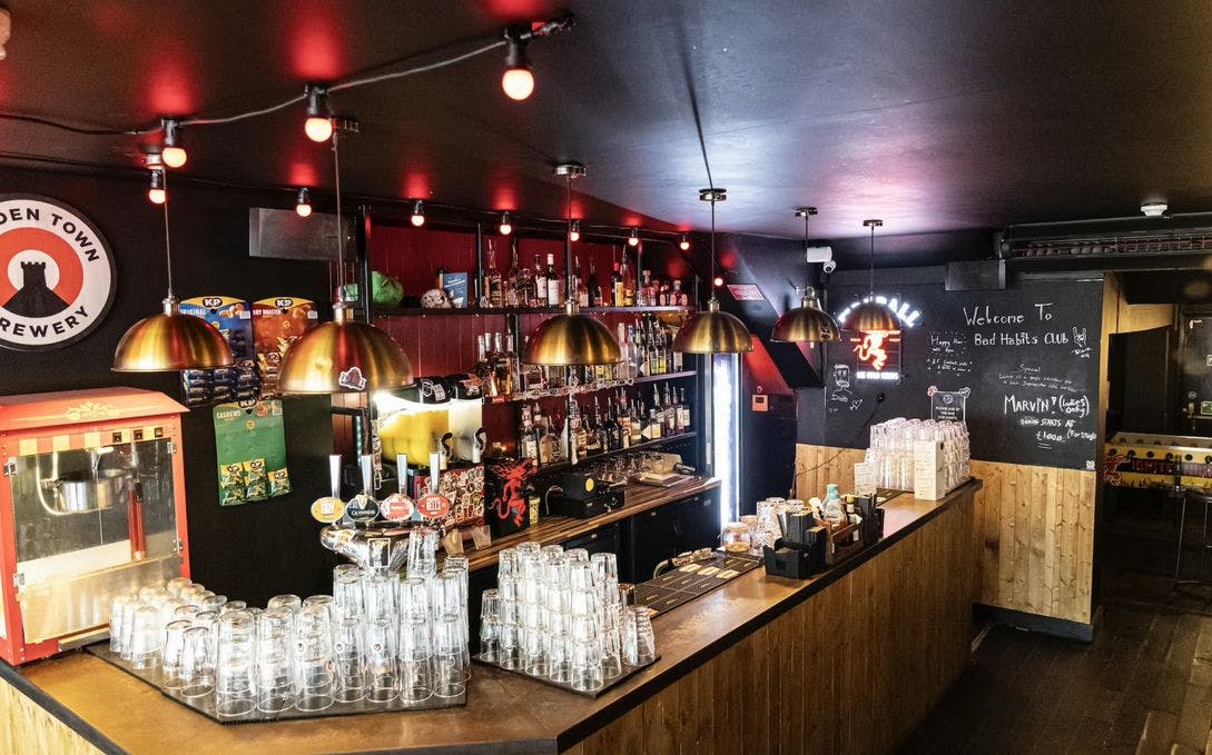 Battersea Rise, Clapham, Bar Lease Assignment - interior new1.jpg