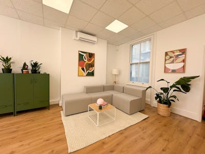 34-35 Eastcastle Street, London, Office To Let - eastcastle5.jpg