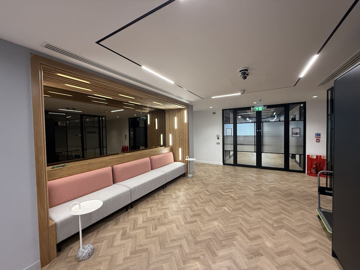 9586e7e1e6d36c1696efecb8213609a0 Img 1759