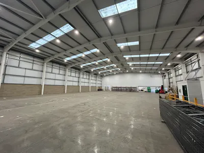 8 St Leger Drive, Newmarket, Industrial/Logistics To Let - IMG_4043.JPG