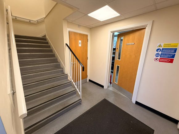 3 Walls Yard, Rochford, Office To Let - WhatsApp Image 2026-01-05 at 14.25.53 (3).jpeg