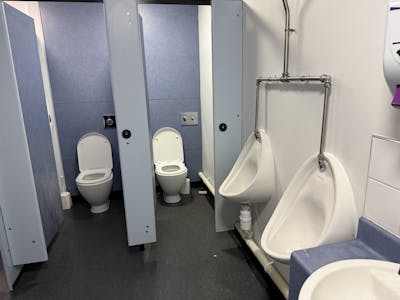 22 Atlas Way, Sheffield, Industrial/Logistics To Let - IMG_7594 1.jpg