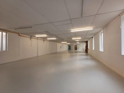 Unit B, Ford Lane, Arundel, Office / Industrial / Warehouse To Let - Warehouse South Facing 2.jpg