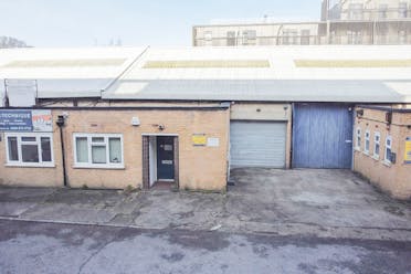 Unit 3 Kildare Close, Middlesex, Industrial / Warehouse To Let - 1_1.jpg - More details and enquiries about this property