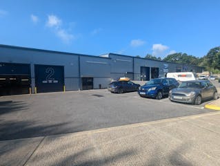 Unit 2 Larchwood Business Centre, Larchwood Avenue, Havant, Warehouse & Industrial To Let - PXL_20240624_075330827.jpg