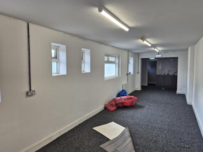 Whitehill Street, Stockport, Industrial/Logistics To Let - 20260513_095015.jpg