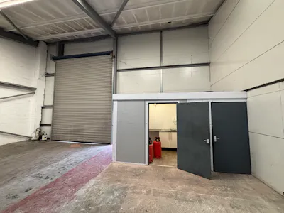 Unit 16B, Springvale Industrial Estate, Cwmbran, Industrial To Let - IMG_0178.jpeg