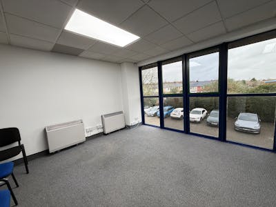 Unit 4, Redditch, Office / Showroom / Trade Counter To Let - IMG_6089.JPG