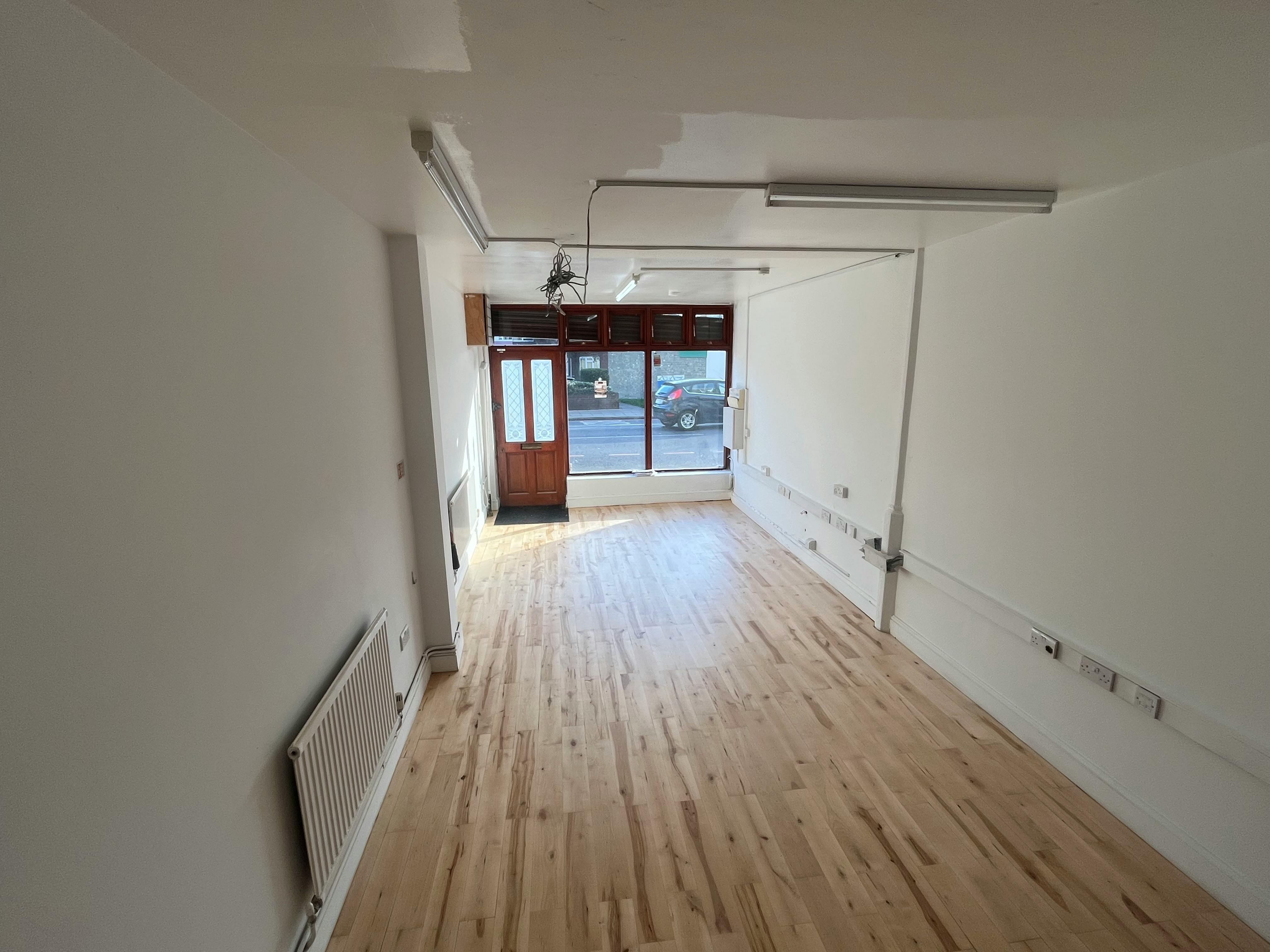 Office in Brockley - photo 2