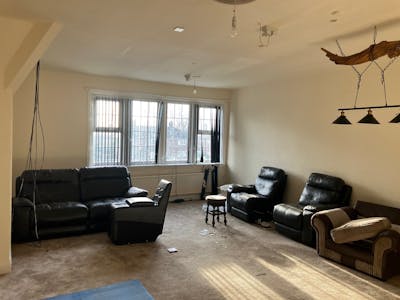 The Wykebeck Arms, Selby Road, Leeds, Pub For Sale - 16 WykeFFLounge.jpg