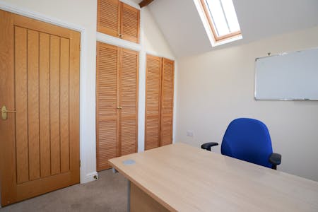 Old Barn Cottage, Warwick, Office To Let - Wareing & Co-19.jpg